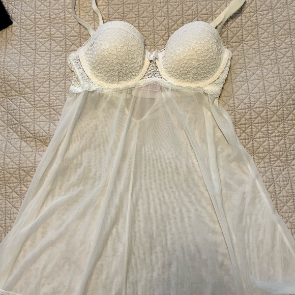 Babydoll - Picture 3 of 3